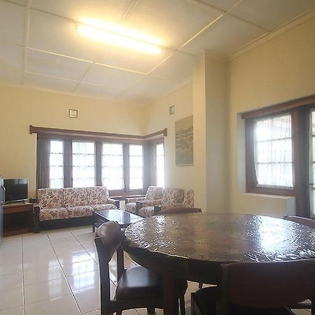 Hotel Villa Rawa Pening Pratama By Aparian Bandungan Exterior foto